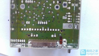 摩托羅拉軍刀對(duì)講機(jī)拆解維修 美國(guó)軍用通信設(shè)備的內(nèi)部探秘