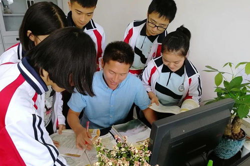 平樂中學群英薈 名優教師展播，打造高品質教育公共服務新高地